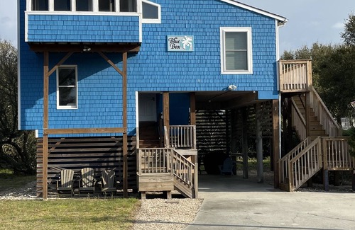 Duck House | 6th House From Private Beach Access! Steps to Duck Town! 3 Bed, 2 Bath.
