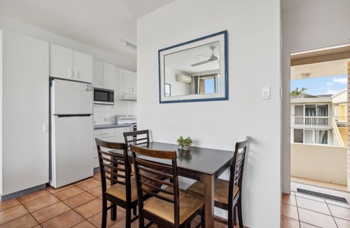 Coffs Harbour Apartment | 7 27 Ocean Parade Relaxed Beachfront Holiday Apartment