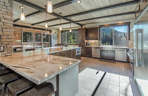 South Lake Tahoe House | 7 bedroom 7 bath Luxury Heavenly Estate
