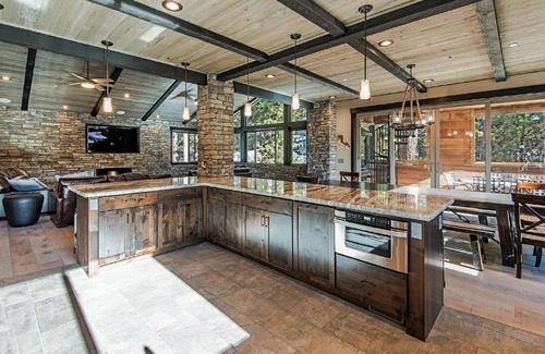 South Lake Tahoe House | 7 bedroom 7 bath Luxury Heavenly Estate