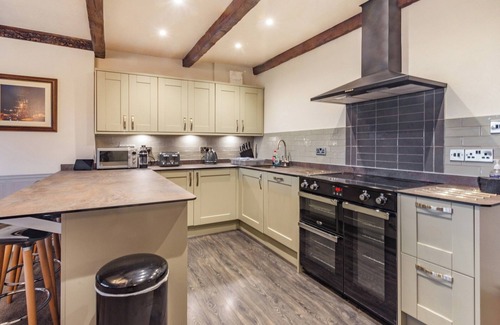 Scarborough Cottage | 7 bedroom accommodation in Ravenscar, near Robin Hoods Bay