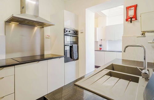 South Shore Cottage | 7 bedroom accommodation in Blackpool