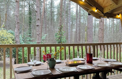 St Leonards House | 7 bedroom, Stunning Cottage with Hot-Tub & Cinema Room