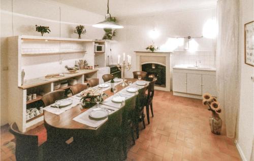 Ardentes House | 7 Bedroom Stunning Home In Ardentes