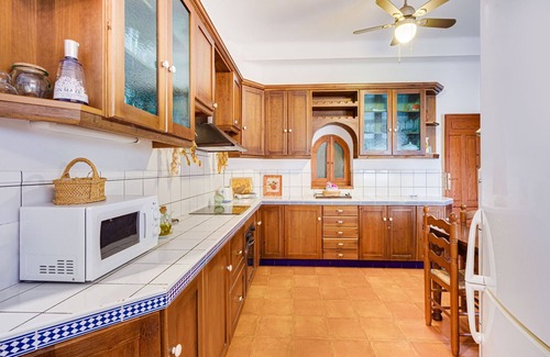 Pozo-Lorente Villa | 7-Bedroom Villa in Pozo Lorente