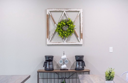 Table Rock House | 7 Bedroom w/Hot Tub- Indoor/Outdoor Community Pool