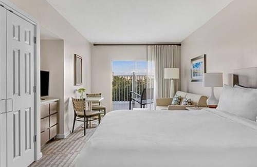 Williamsburg Resort | 7 day getaway in sunny Orlando, FL at the Marriott Grande Vista Resort!