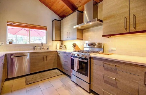 Opal Cliffs House | 7 Houses from the Ocean - Pleasure Point Surf!