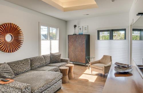 Old Brooklyn Apartment | 7 Mi to Dtwn and Lake Erie Sleek Cleveland Apt!