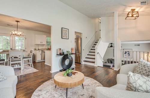 Atlanta House | 7 Mi to Dtwn ATL: Upscale Family Home w/Balcony