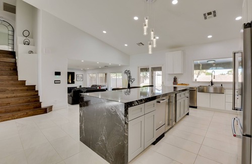 Manistee Ranch HOA House | 7 Mi to State Farm Stadium: Family Home w/Pool