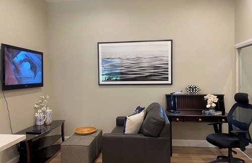 Torrey Highlands Apartment | 7-Mile to Del Mar Beach, Private Studio, AC, Full Kitchen, In-Unit Washer/Dryer
