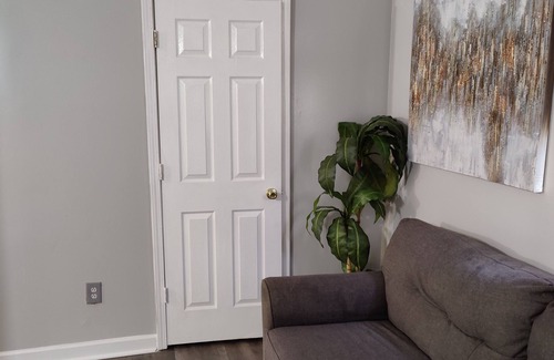 Treme Cottage | 7 min walk to French Quarter Spacious Creole Cottage