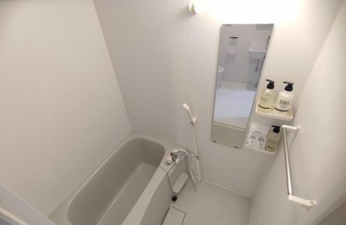 Higashinippori Apartment | 7-minute walk from Uguisudani Station located on the 2nd floor of an apartment-style building Twin room No elevator