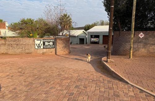 Tsantsabane House | 7 on West