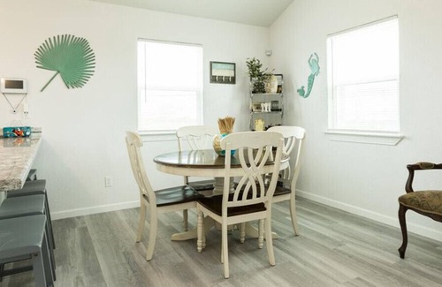 Surfside Beach House | 7 Palms Beach House Gated w/Grill Steps to Beach