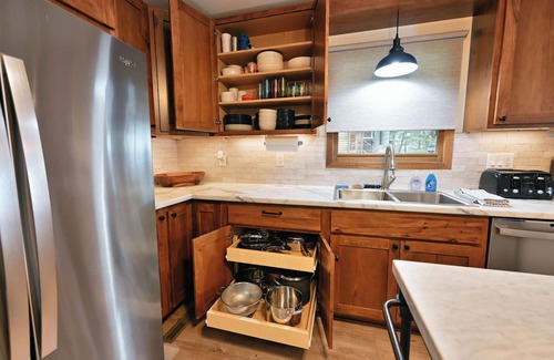 Northwoods Beach Cabin | 7 Pines Cabin on Lac Courte Oreilles - Peaceful Northwoods Getaway
