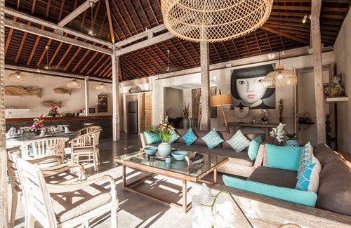 Padonan Villa | ❤7" Ride to Beach❤4BR & 13meter Private POOL Villa❤SUNDECK❤10pax