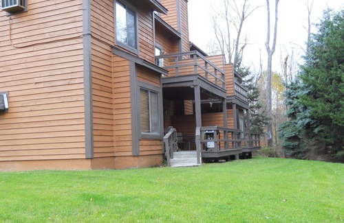 Seven Springs Condo | 7 Springs - Swiss Mountain Condo, 2 Bedroom, 2 Bath - Recently Updated with Wifi