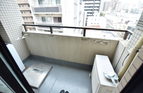Namba Apartment | 701 6 minutes walk from Nihonbashi station With - 701/Osaka Ōsaka
