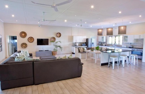 Victoria Falls Apartment | 701 Victoria Falls