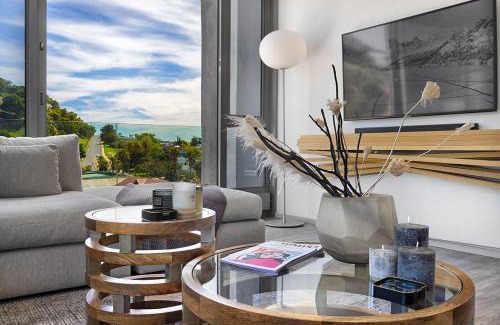 Bo'Kaap Apartment | 702 on Strand Cape Town - Panoramic Mountain Views