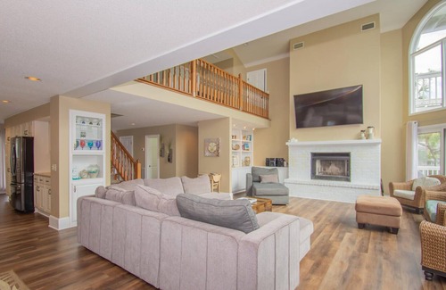 Saint Helena Island House | 702 Whiting Rd