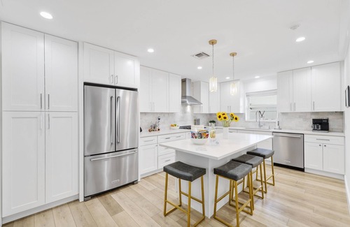 Boca Raton House | 702A Delray Waterfront, Heated Pool, Tiki Hut, Putting Grn, Large TVs, Paradise!