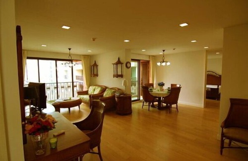 Nong Kae Apartment | #706 morocan style condo 3BR/sea view