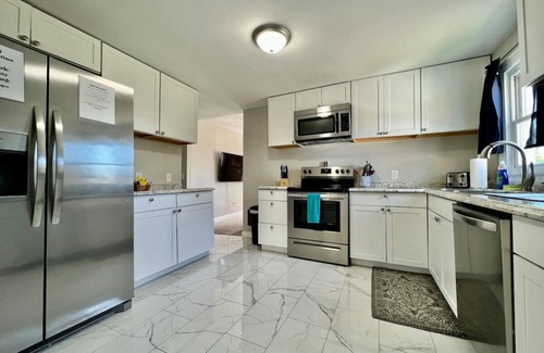 West Chester House | 7086 Tylersville · Beautiful 4 BDR Home - Near I-75