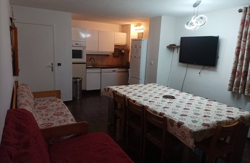 Mont-de-Lans Apartment | 70m2 bottom of the slopes, superb view