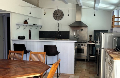 Sainte-Marie-de-Re House | 70m2 loft for 5 people with heated pool, village center