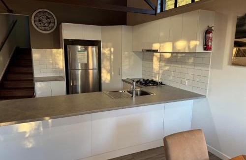 Kingfisher Bay Apartment | 719 Cooloola Villa at Kingfisher Bay K'gari Fraser Island