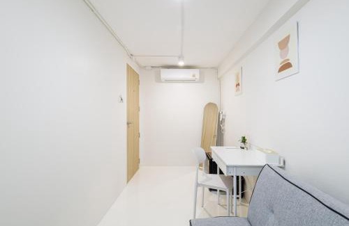 Phra Khanong Apartment | 72 House & Cafe