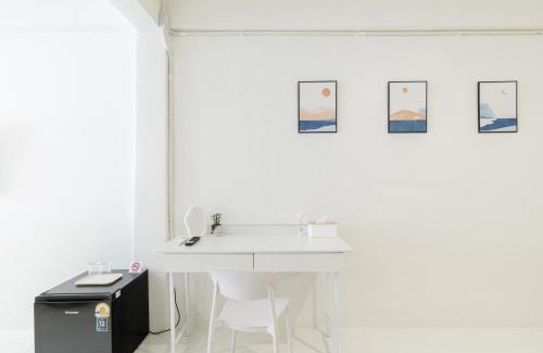 Phra Khanong Apartment | 72 House & Cafe