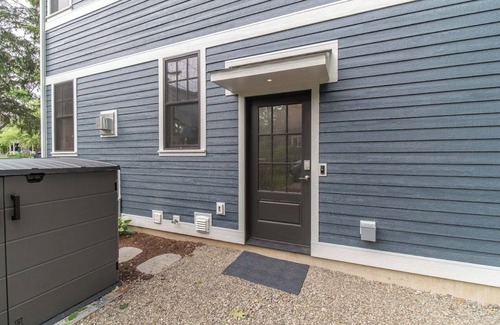 Chautauqua House | 73 Cook Lower - Brand New Apartment in Chautauqua!