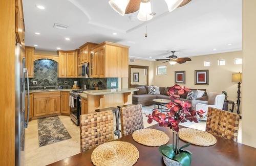South Mission Beach House | 730 - Luxurious Tommy Bahama Beach Home
