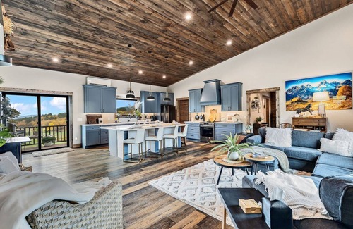 Deadwood House | 76 Ranch R&R | 2 Bed, 1 Bath
