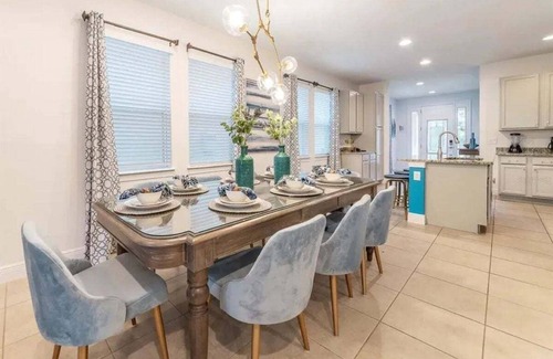 West Kissimmee House | 7601/03 Side-by-Side Villas 15BR 14BA Pools+Games