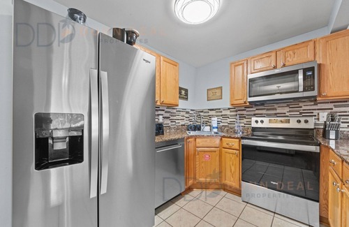 Biloxi Condo | 77OS Just a short walk to the beach!