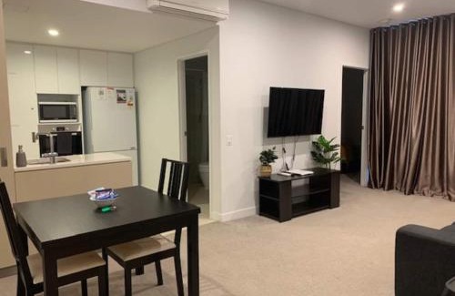 Rivervale Apartment | 79 Close To Optus & Crown Rivervale Sleeps 2