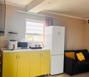 Port Elizabeth House | 79 Franklandman street
