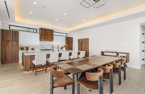 Fort Myers Beach House | 793 Shoreline Stunner: Luxury Pool, Views, EV Charger
