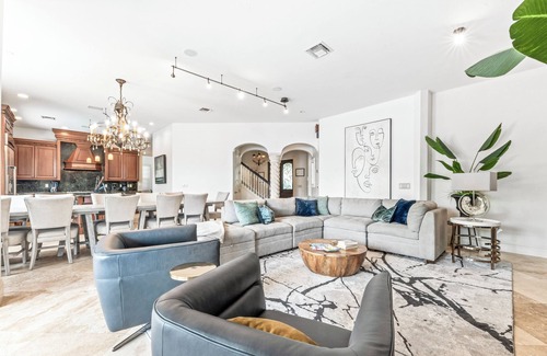 Bal Harbour House | 7bdr Heated pool Waterfront Mansion 6 min beach + Paddleboard + Kayaks