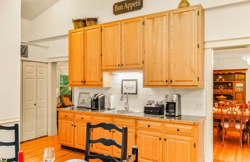 Massanutten Ski Chalet | 7BR Chateau in Massanutten, Sleeps 18