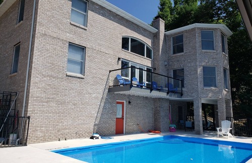 Lake Ozark House | 7BR Lakefront Home with Private Heated Saltwater Pool and 2 Dock Slips
