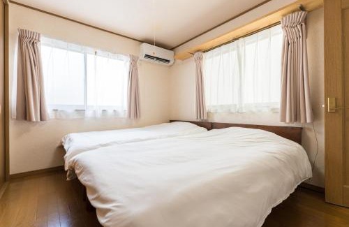 Nishi Apartment | 7min Walk from Kujo Station For 7 Guests