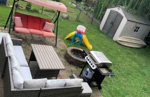 Arlington House | 7mins to Lincoln Memorial, 5bd House, Parking,WiFi