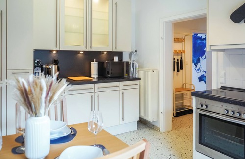 Kaiserslautern Condo | 7Seas Apartment mit Balkon
