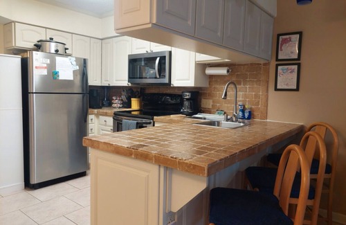 Navarre Beach Condo | 7th floor Sundunes Condo in Navarre, Florida on the beach with beautiful views!